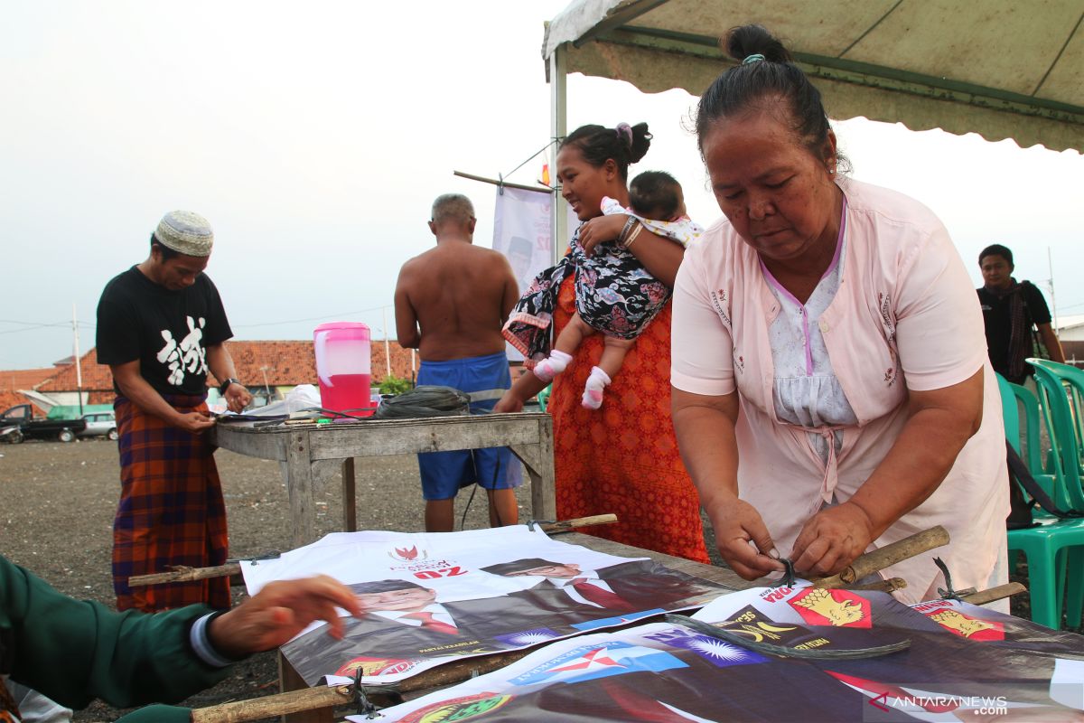 Kampung Akuarium's ex-residents fight odds to cast vote at home