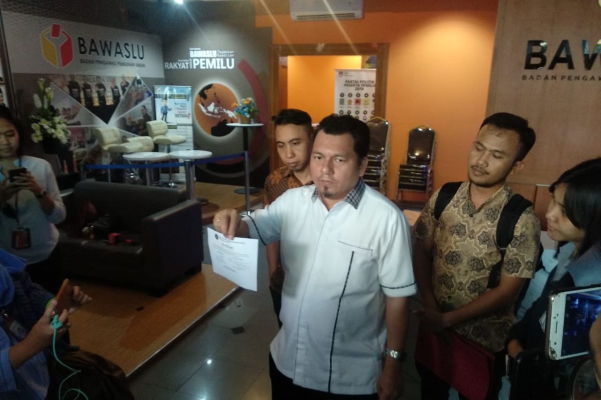 Tim hukum Jokowi-Ma'ruf laporkan Ketua Panwaslu Kuala Lumpur Ke DKPP