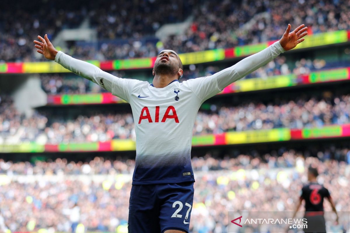 Lucas Moura trigol, Tottenham gulung Huddersfield 4-0