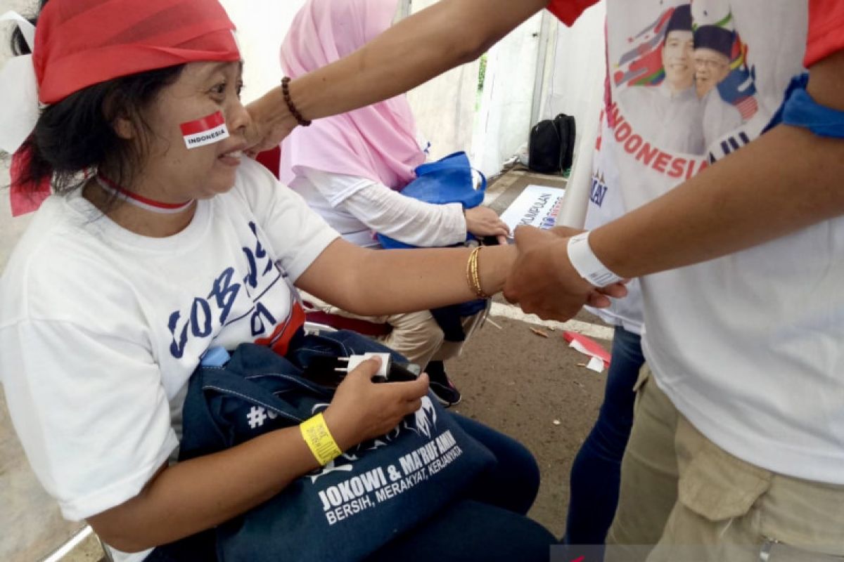 1.000 pemijat siap lepaskan kepenatan dan kelelahan relawan Jokowi-Ma'ruf di GBK