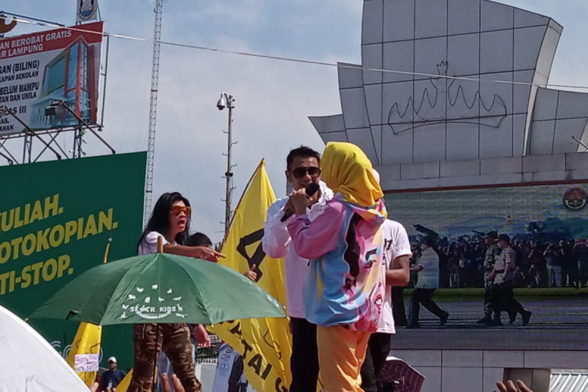 Raffi Ahmad dan Via Vallen ajak warga Lampung dukung Jokowi