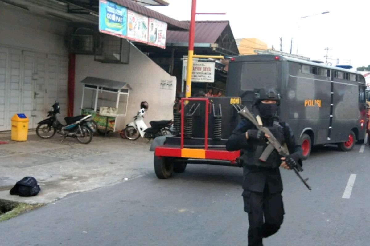 Tas diduga berisi bom hebohkan warga Pematangsiantar