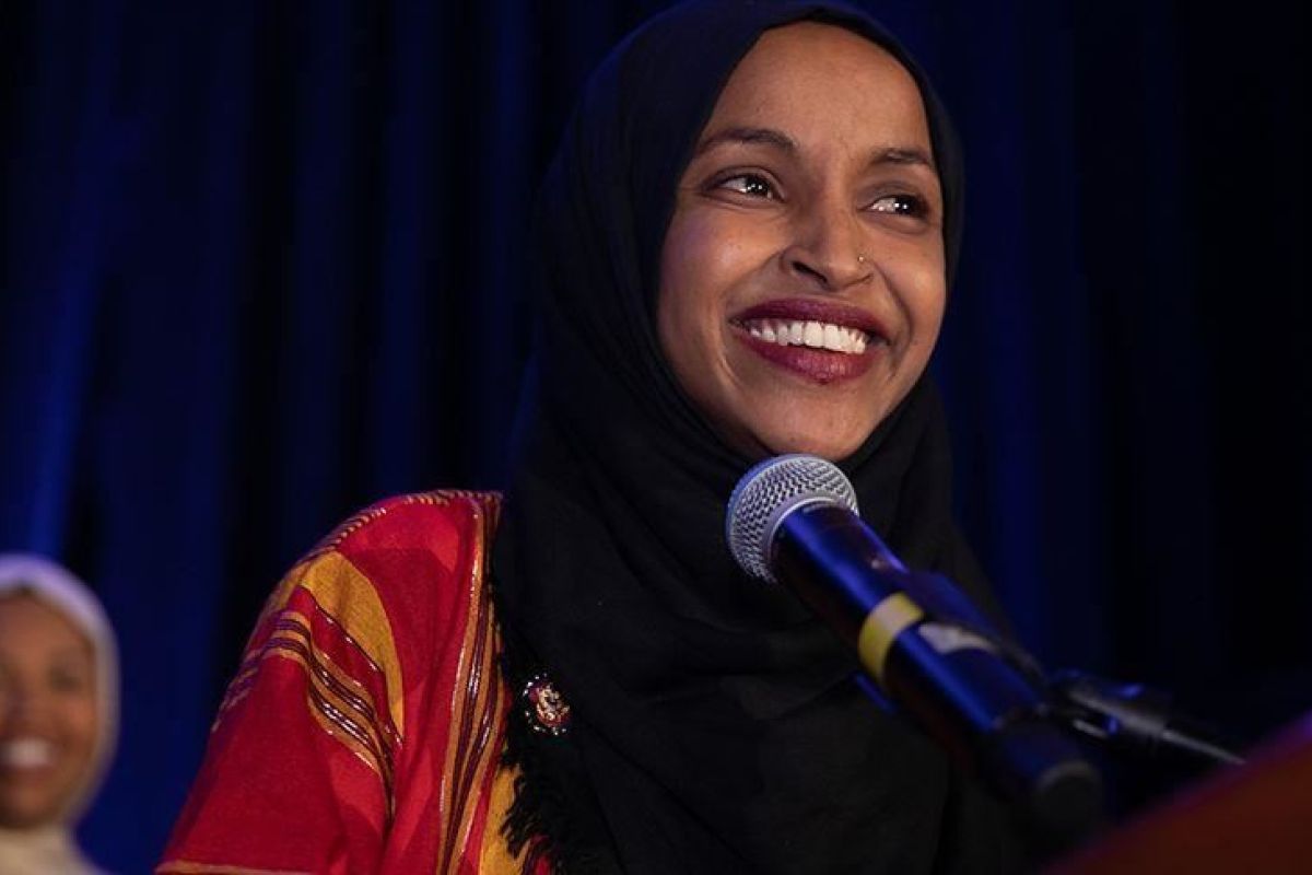 Partai Demokrat di Washington agar bangkit membela Ilhan