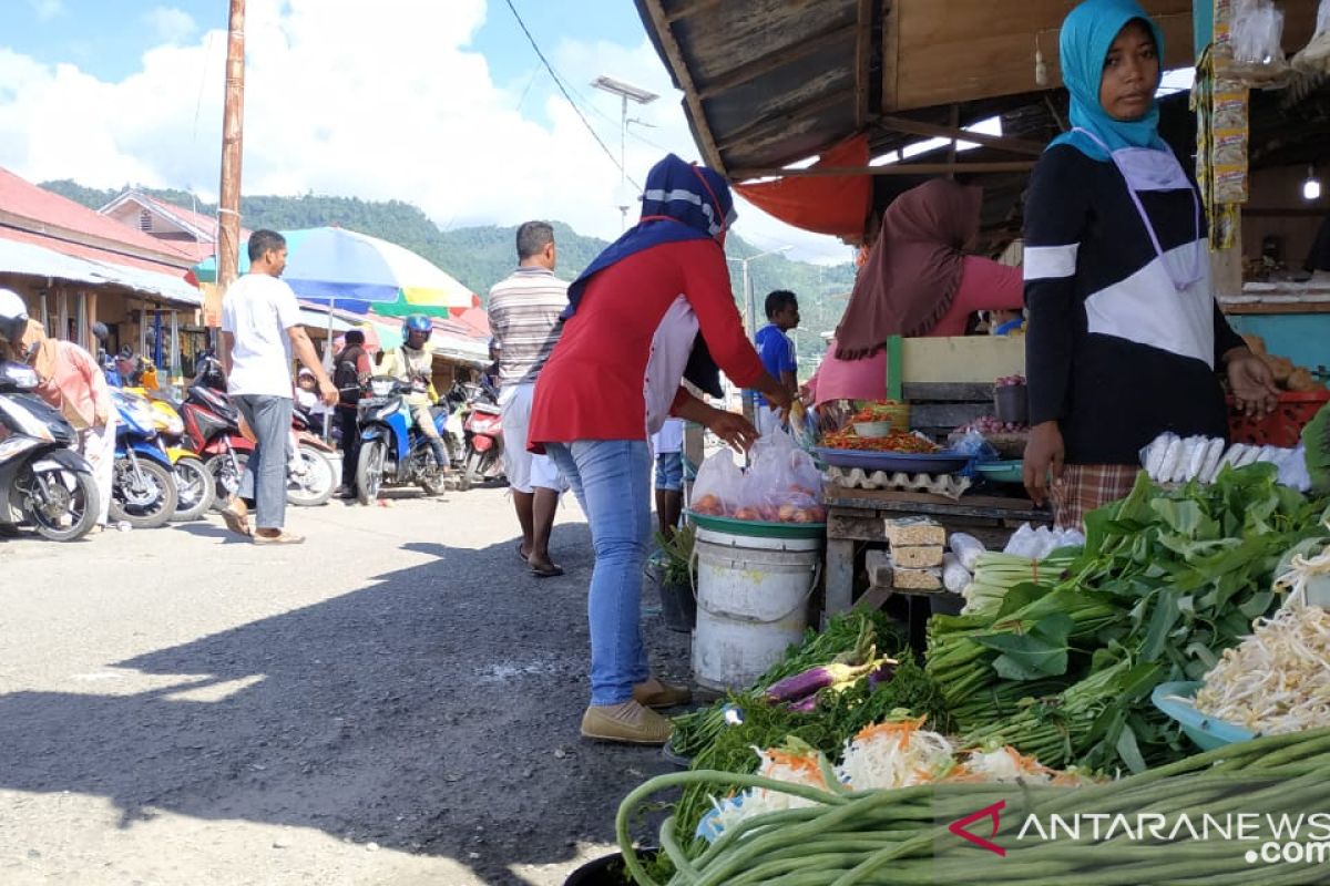 Aktifitas warga Kota Luwuk Sulteng normal pascagempa