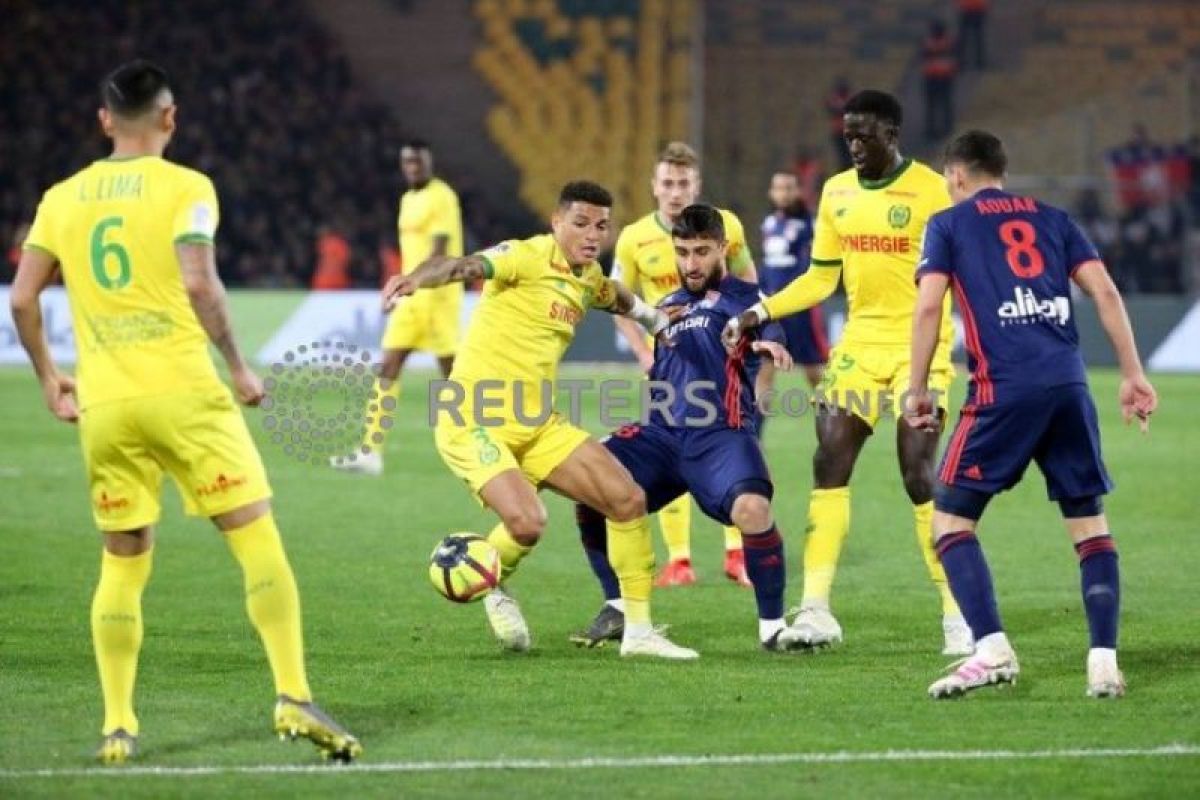 Liga Prancis :  Lyon masuk zona Liga Champions terpukul oleh kekalahan 1-2 lawan Nantes