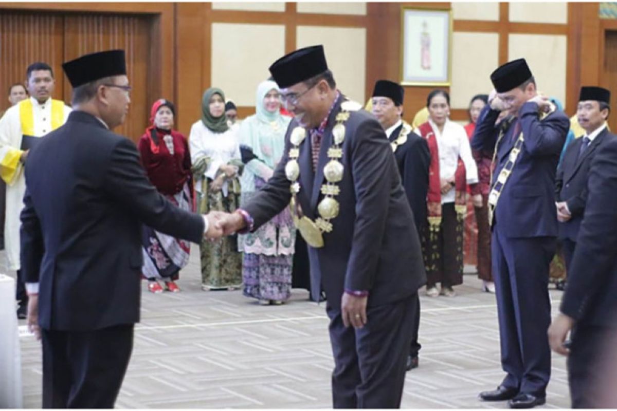 Menristekdikti lantik Prof Jampel jadi Rektor Undiksha