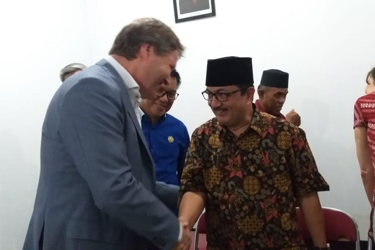 Kerukunan antaragama Sulteng di kenalkan kepada Protestant Netherlands