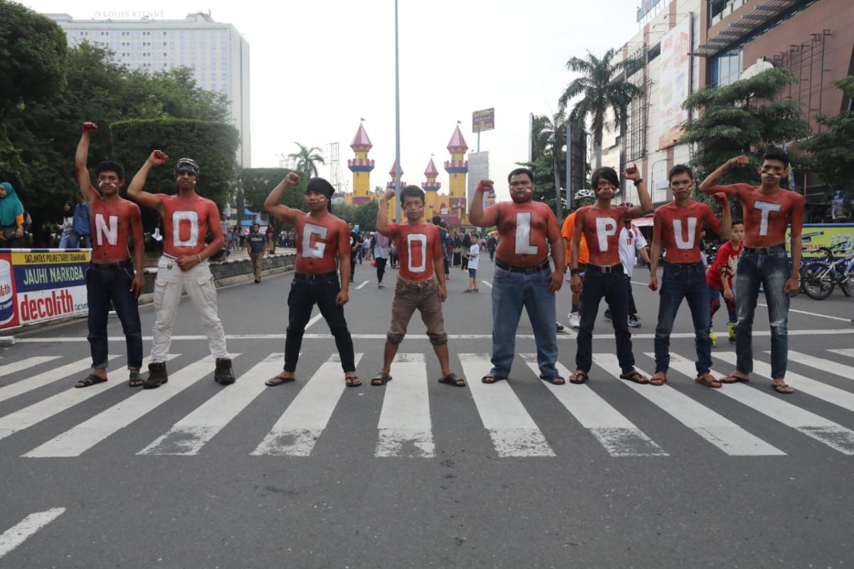 Kelompok Milenial Antigolput Semarang serukan penggunaan hak pilih