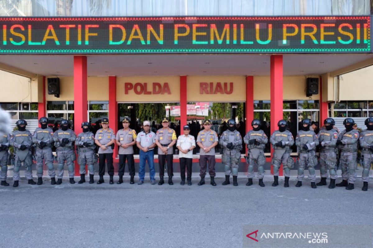 Polda Riau kerahkan 5.875 personel pengamanan Pemilu 2019