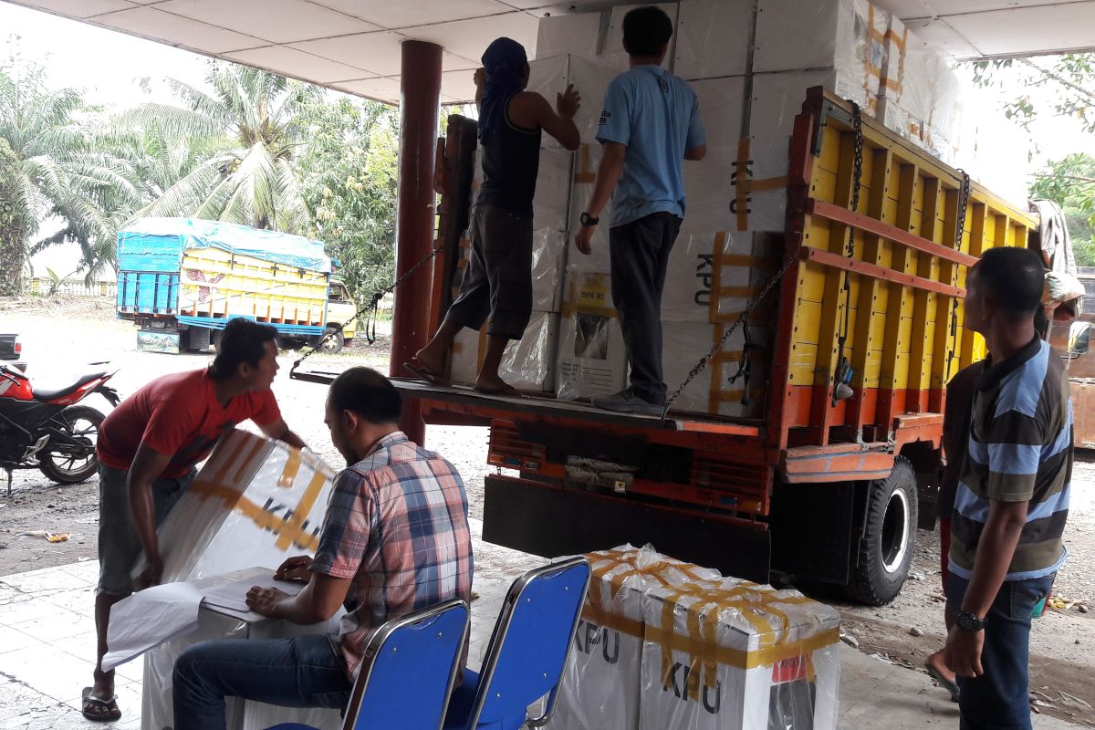 Logistik yang dikirimkan KPU Langkat terdapat kekurangan