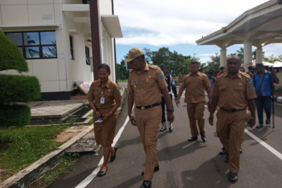 Tim pemantau pemilu Pempov Papua Barat disebar ke daerah