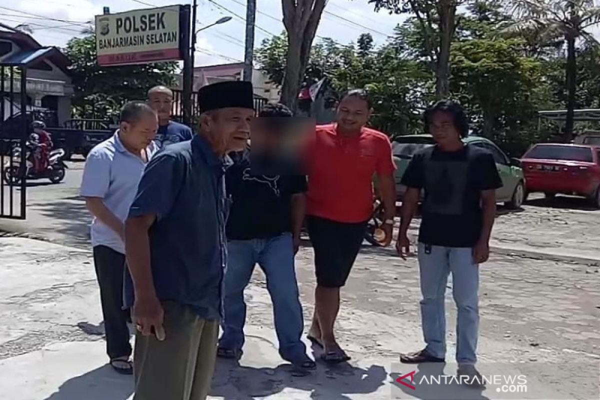 Pelaku pembunuhan serahkan diri ke polisi