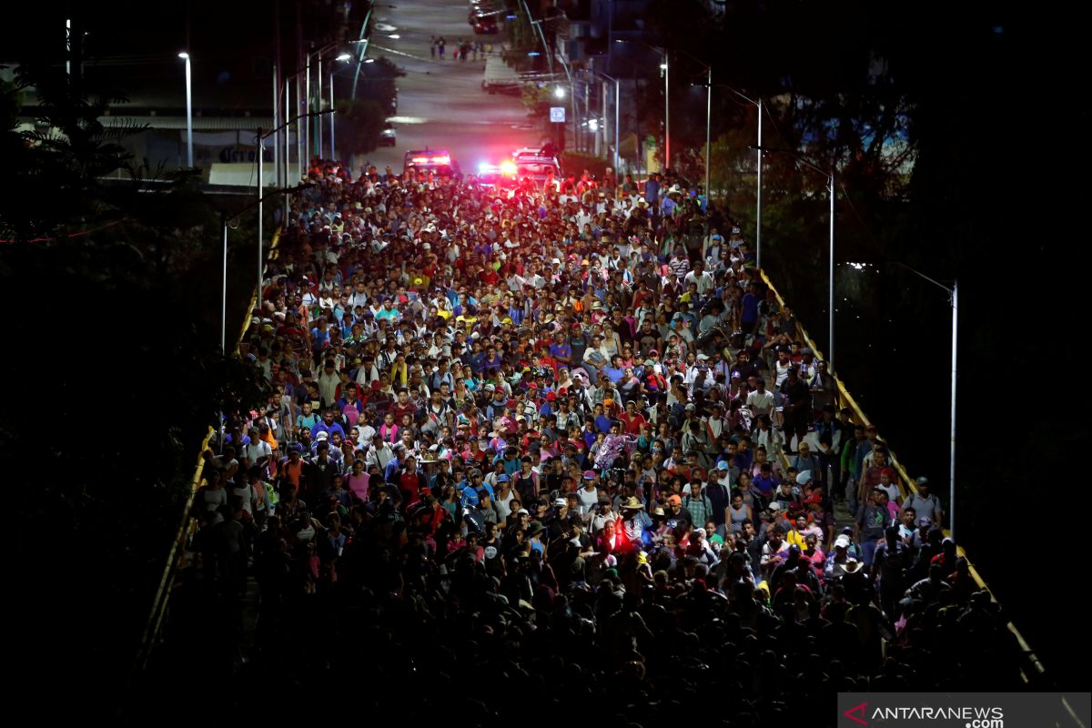 Ingin mengubah nasib, ratusan warga Honduras bergerak ke AS