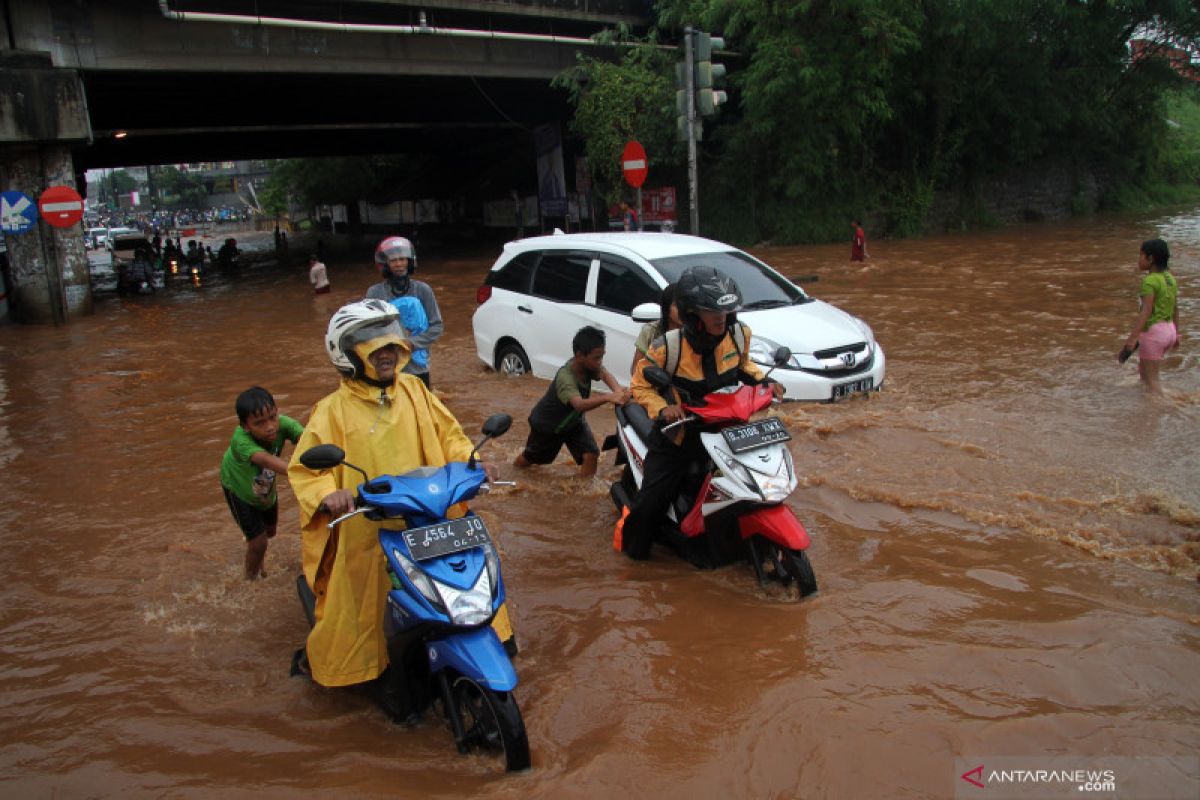 BPBD DKI catat 17 titik banjir akibat hujan lebat