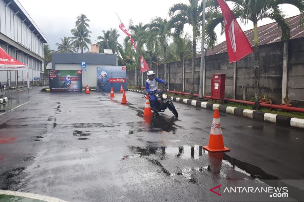 Honda tingkatkan sosialisasi keselamatan berkendara