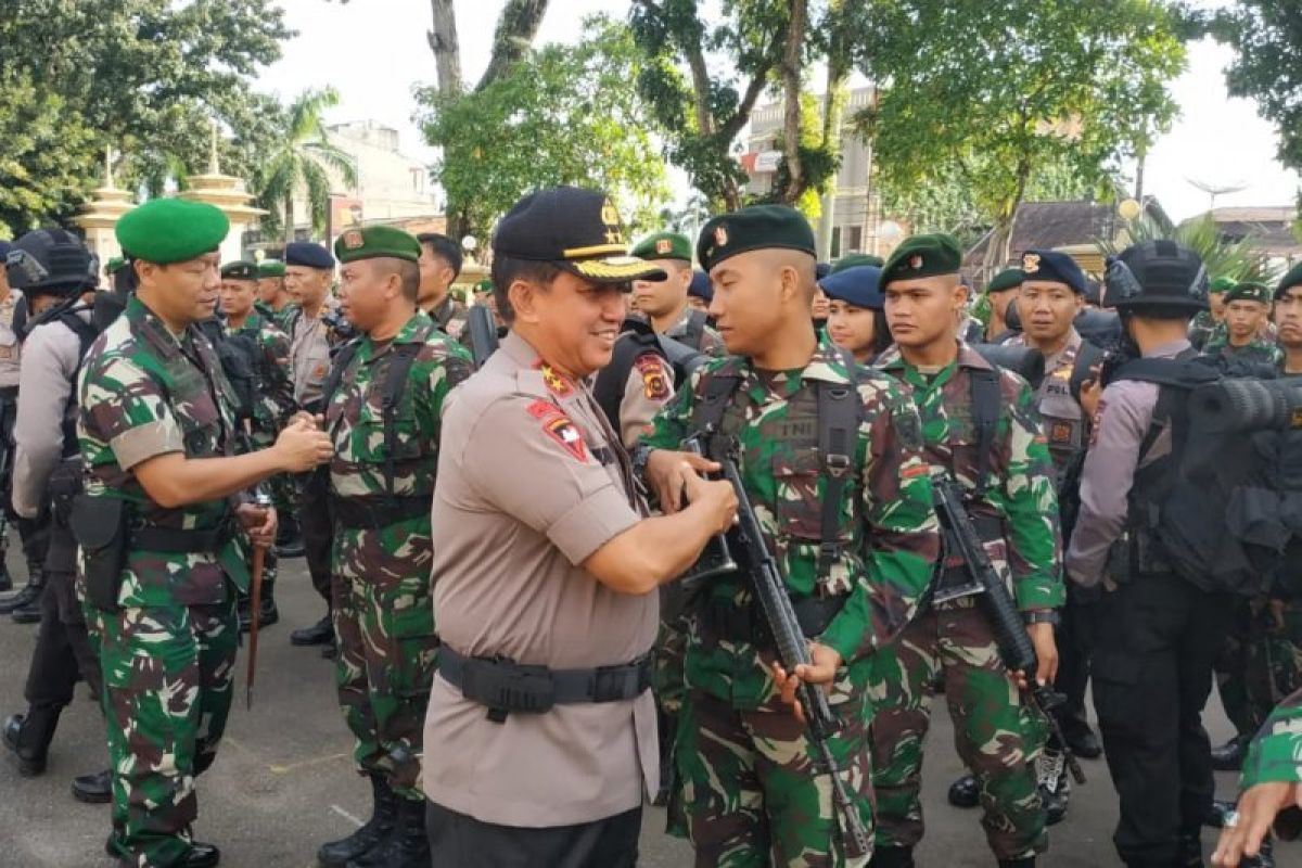 Kapolda Jambi dan Danrem 042 Gapu lepas tim patroli gabungan