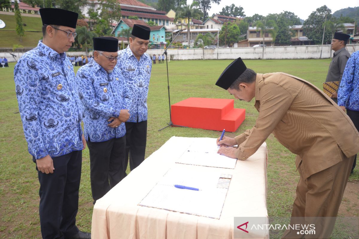 ASN Sawahlunto ucapkan ikrar bersikap netral