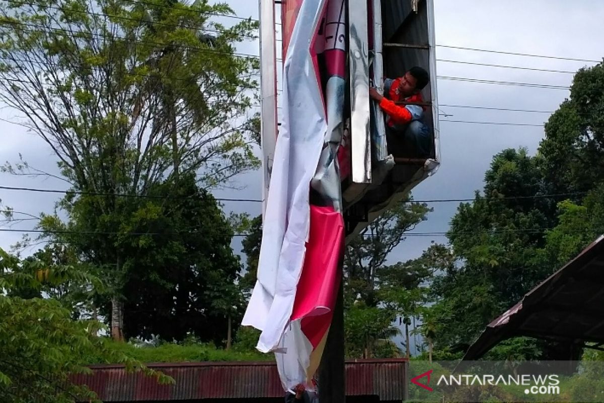 Bawaslu Solok Selatan tuntaskan penurunan APK hari ini