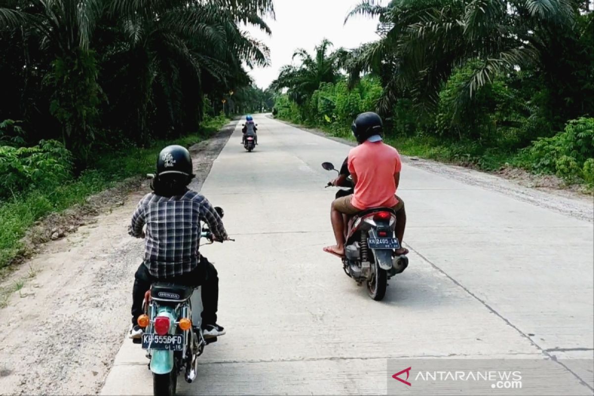 Angkutan berat di ruas jalan Sampit - Ujung Pandaran segera ditertibkan