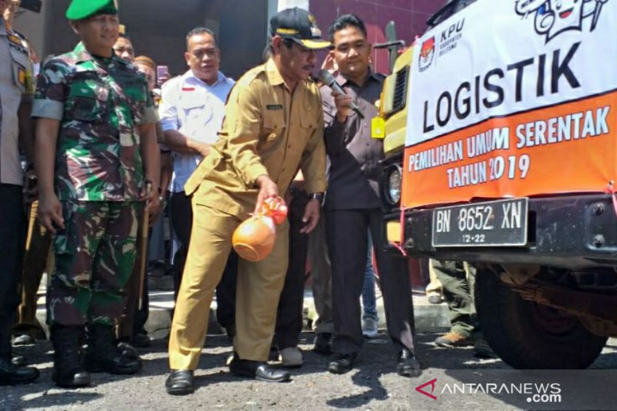KPU Belitung distribusikan logistik Pemilu 2019