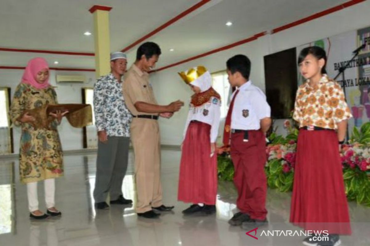 Dinas Perpustakaan Bangka Selatan gelar lomba bercerita tingkat SD/MI