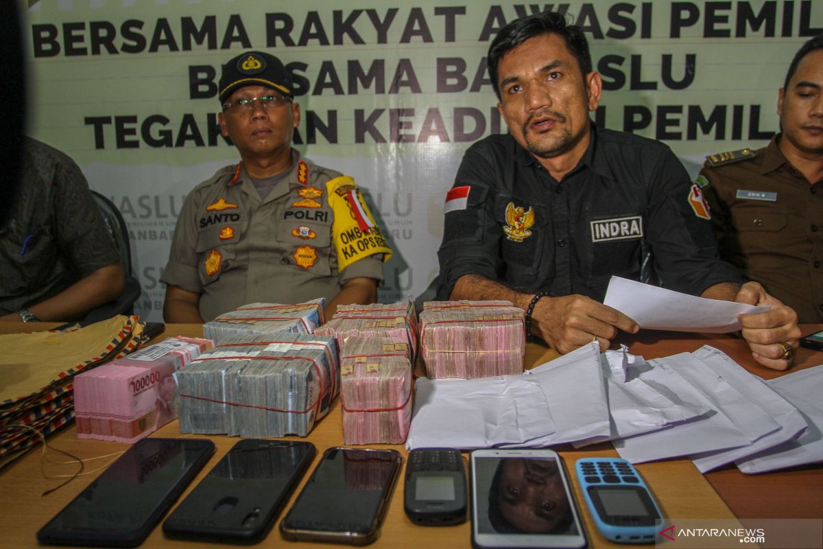 Caleg Gerindra Riau terduga politik uang pulang. Begini penjelasan Bawaslu