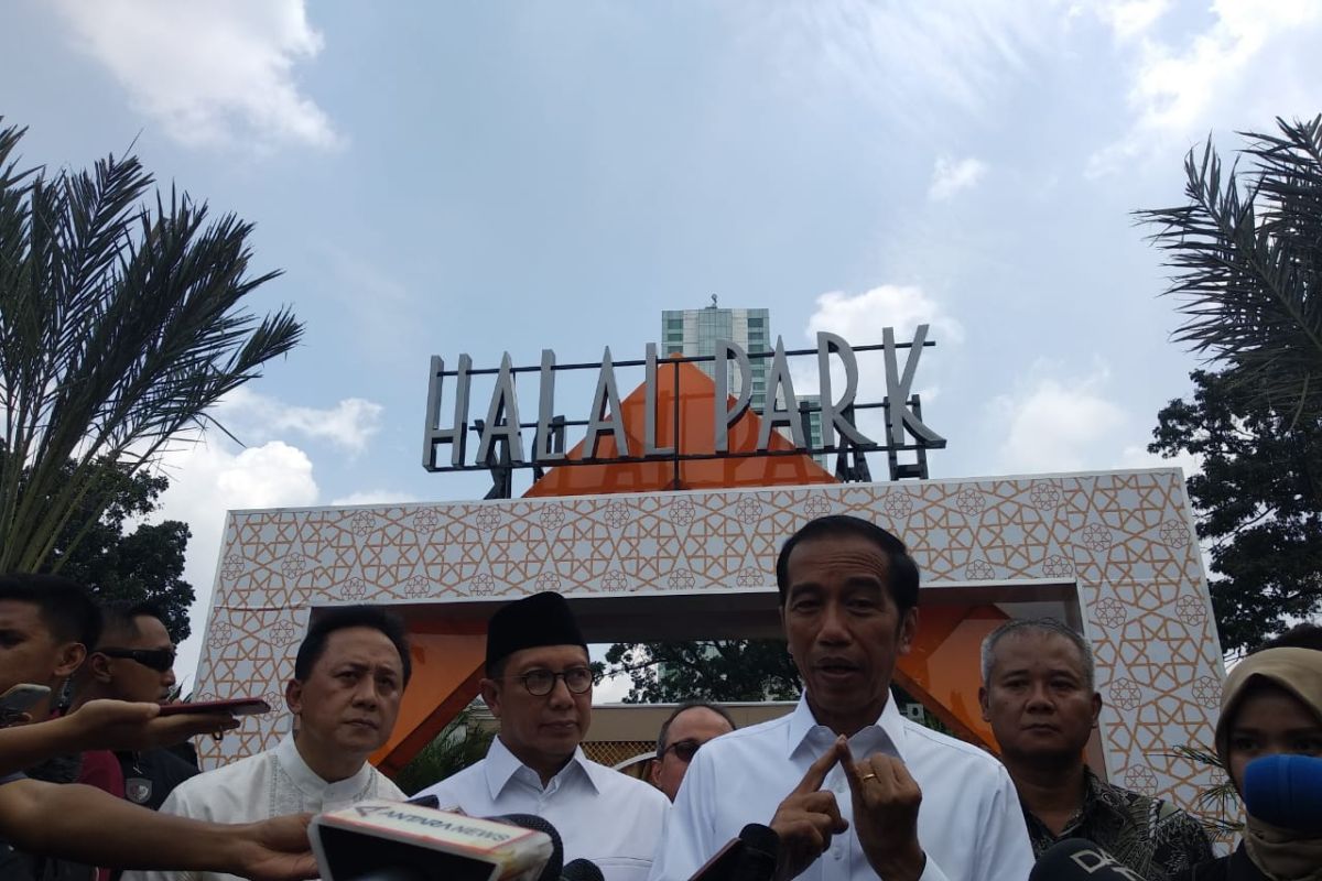 Presiden: wisata halal Indonesia tingkat pertama di dunia