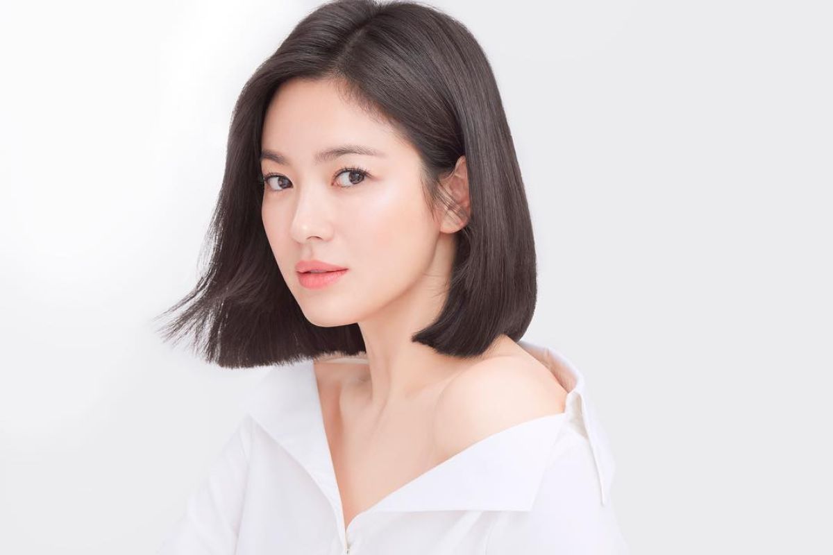 Song Hye-kyo tandatangani kontrak dengan studio film China