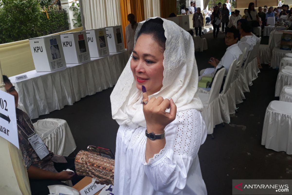 Titiek Soeharto komentari kotak suara