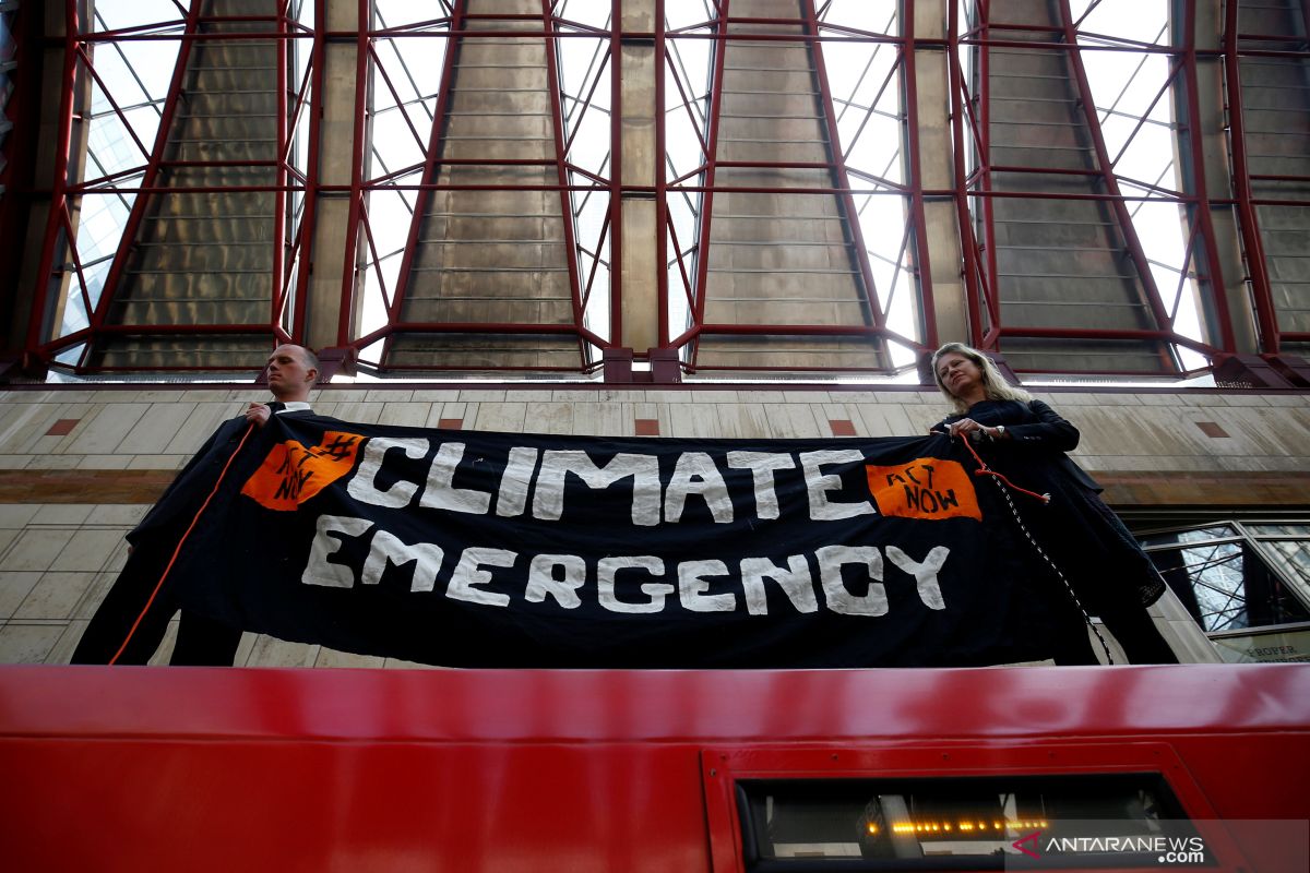 LSM global desak kesepakatan pendanaan darurat iklim lebih ambisius