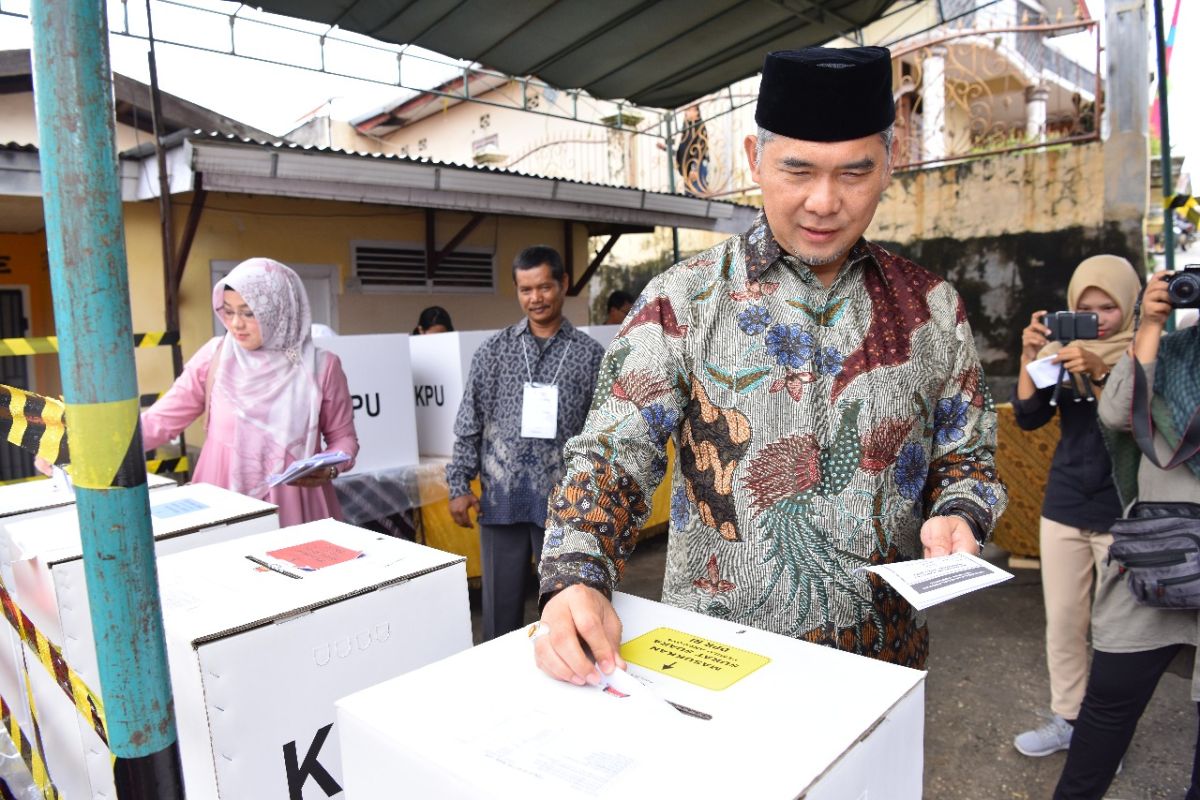 Prabowo-Sandi ungguli Jokowi-Ma'ruf di TPS Wali Kota Jambi