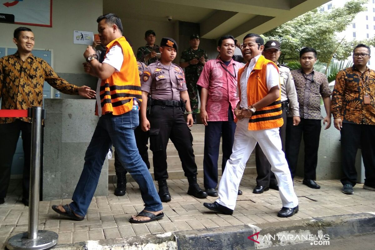 Tahanan KPK mencoblos di TPS Guntur