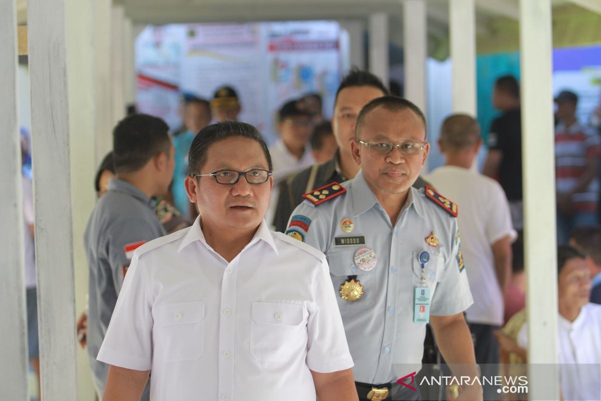 Wali Kota Gorontalo imbau warga tidak konvoi kemenangan