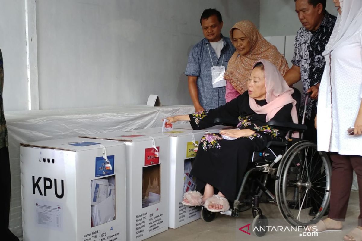 Sinta Wahid keluhkan sulitnya proses mencoblos