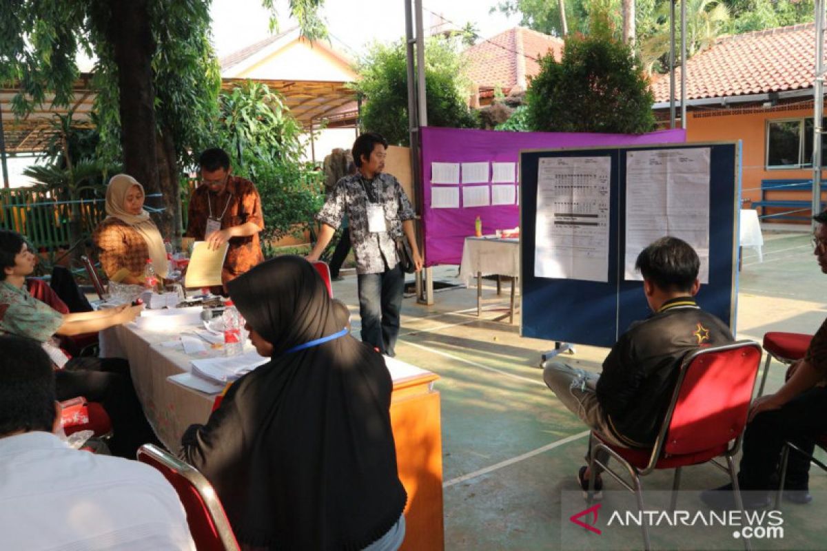 Jokowi wins at four polling stations for mentally challenged voters