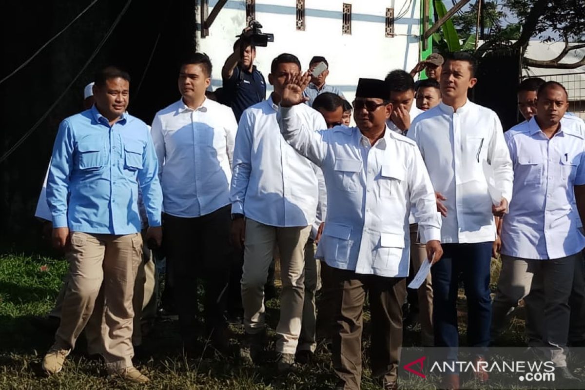 Subianto casts ballot at polling station in Bogor