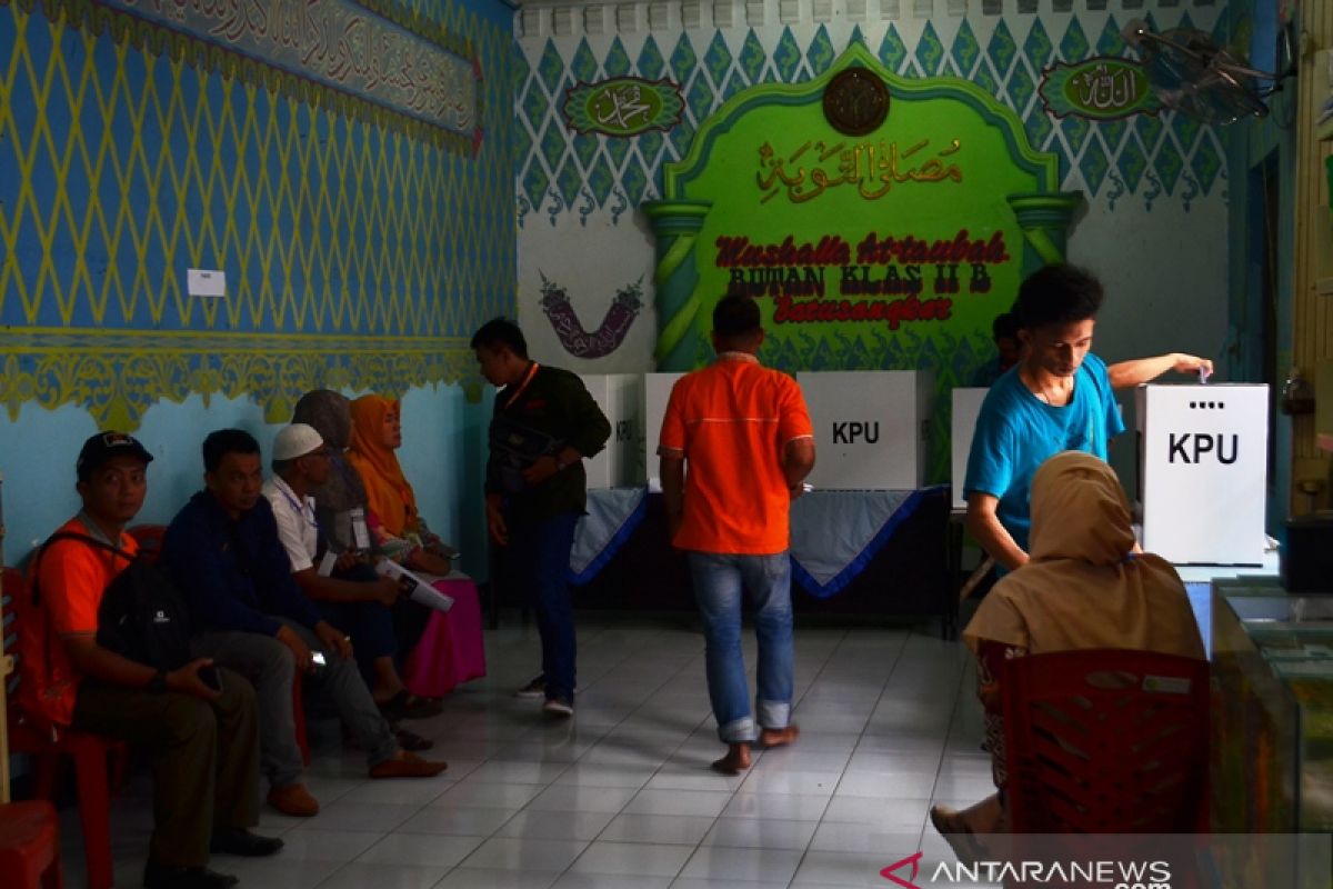 Warga binaan Rutan Batusangkar antusias salurkan hak pilih