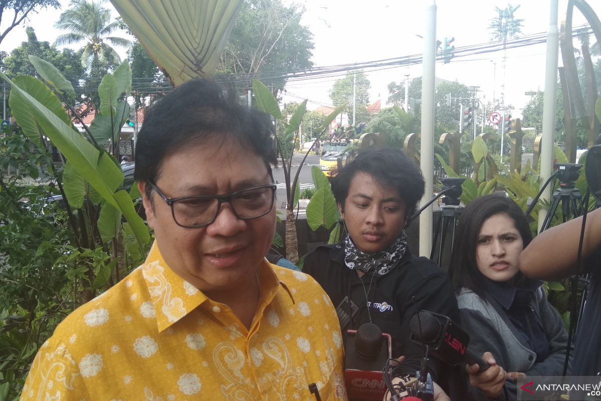 Airlangga sebut sejumlah hitung cepat tempatkan Golkar di posisi kedua