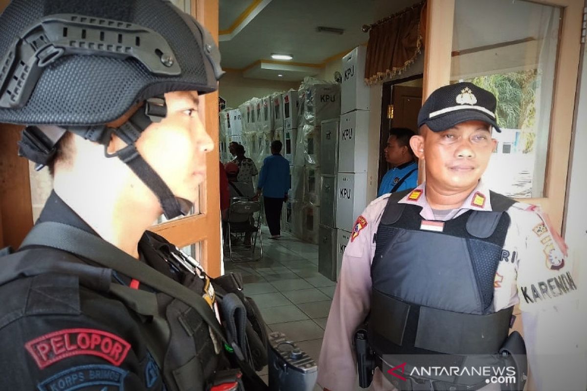 Polda Kalteng imbau masyarakat tenang tunggu hasil penghitungan KPU