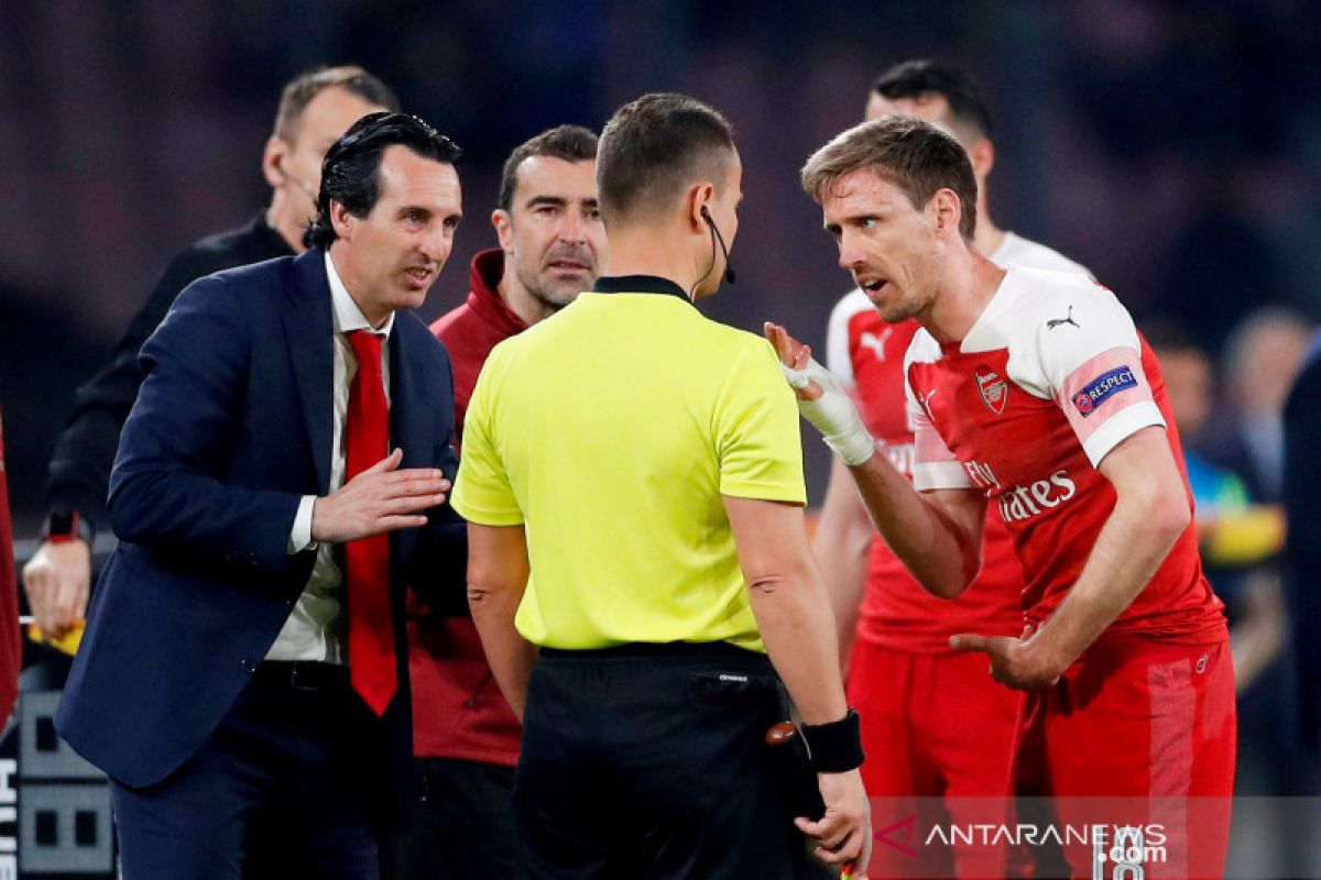 Nacho Monreal resmi tinggalkan Arsenal