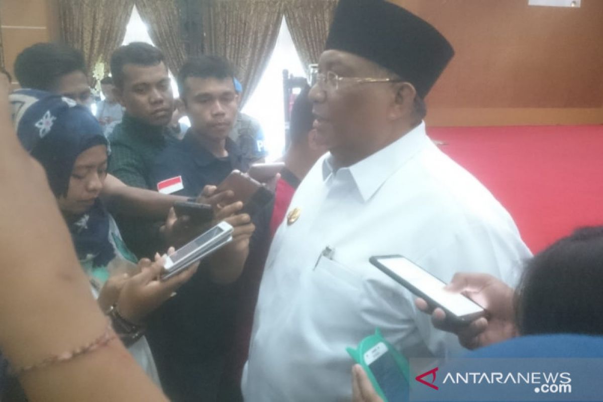 Gubernur Sultra mengajak wartawan sajikan berita menyejukan