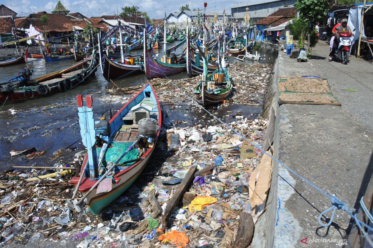 Greenpeace dorong produk alternatif kurangi sampah plastik