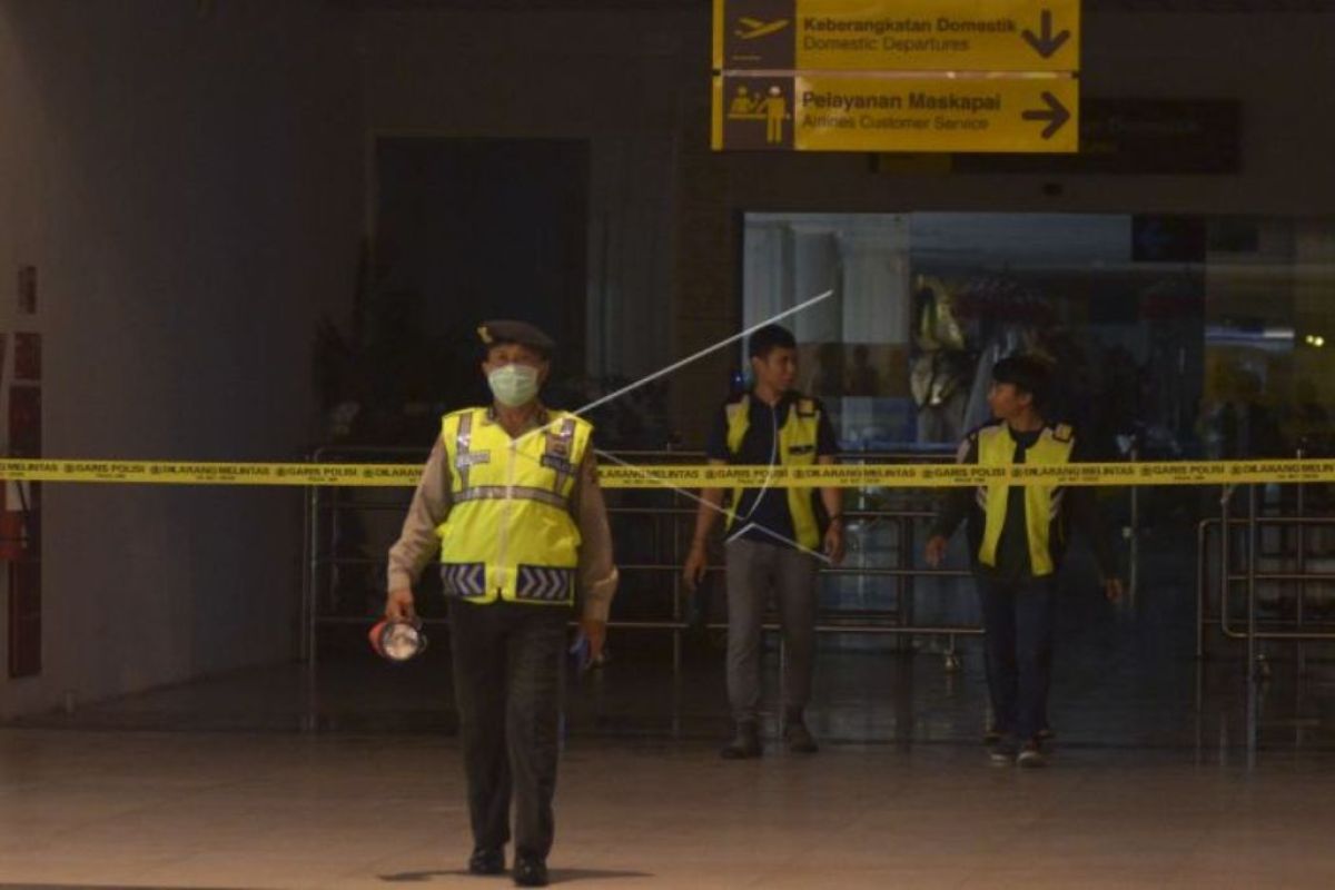 Suasana terminar keberangkatan domestik Bandara Ngurah Rai usai kebakaran