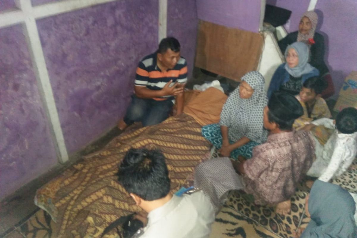 Layangan pakai tali kawat bikin seorang remaja tewas kesetrum