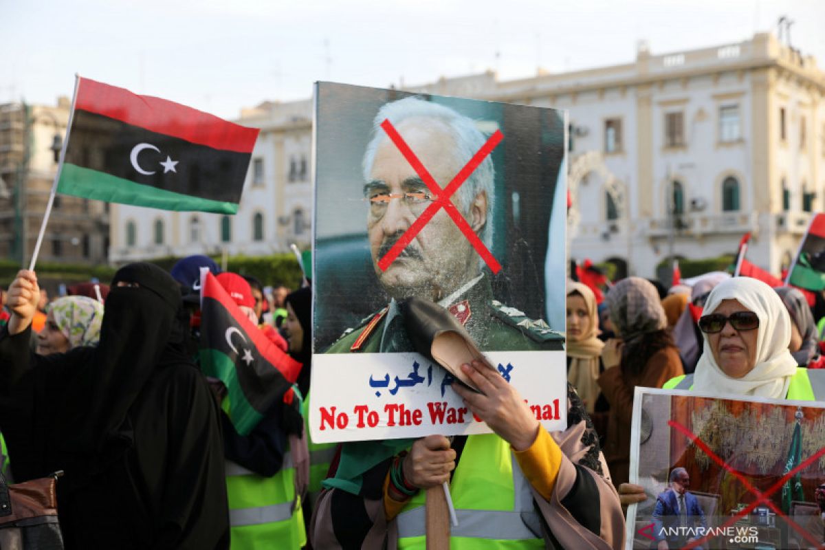 Pasukan Jenderal Khalifa Haftar bebaskan Ketua Serikat Pekerja Minyak Libya
