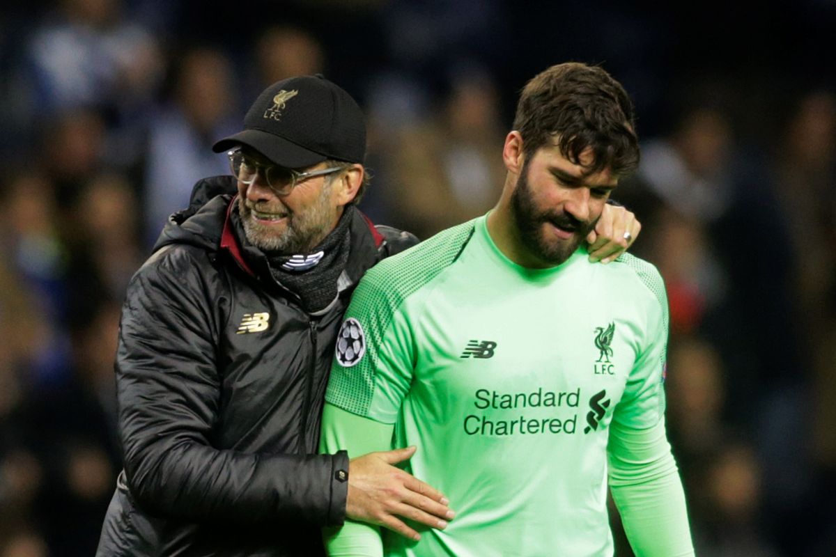 Alisson tegaskan Liverpool tidak terpengaruh tekanan di Liga Inggris