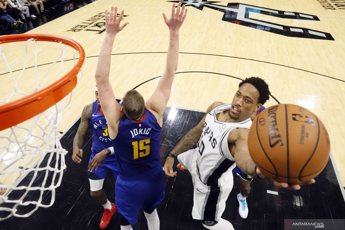 Nuggets sama kuat Spurs 2-2 di playoff NBA