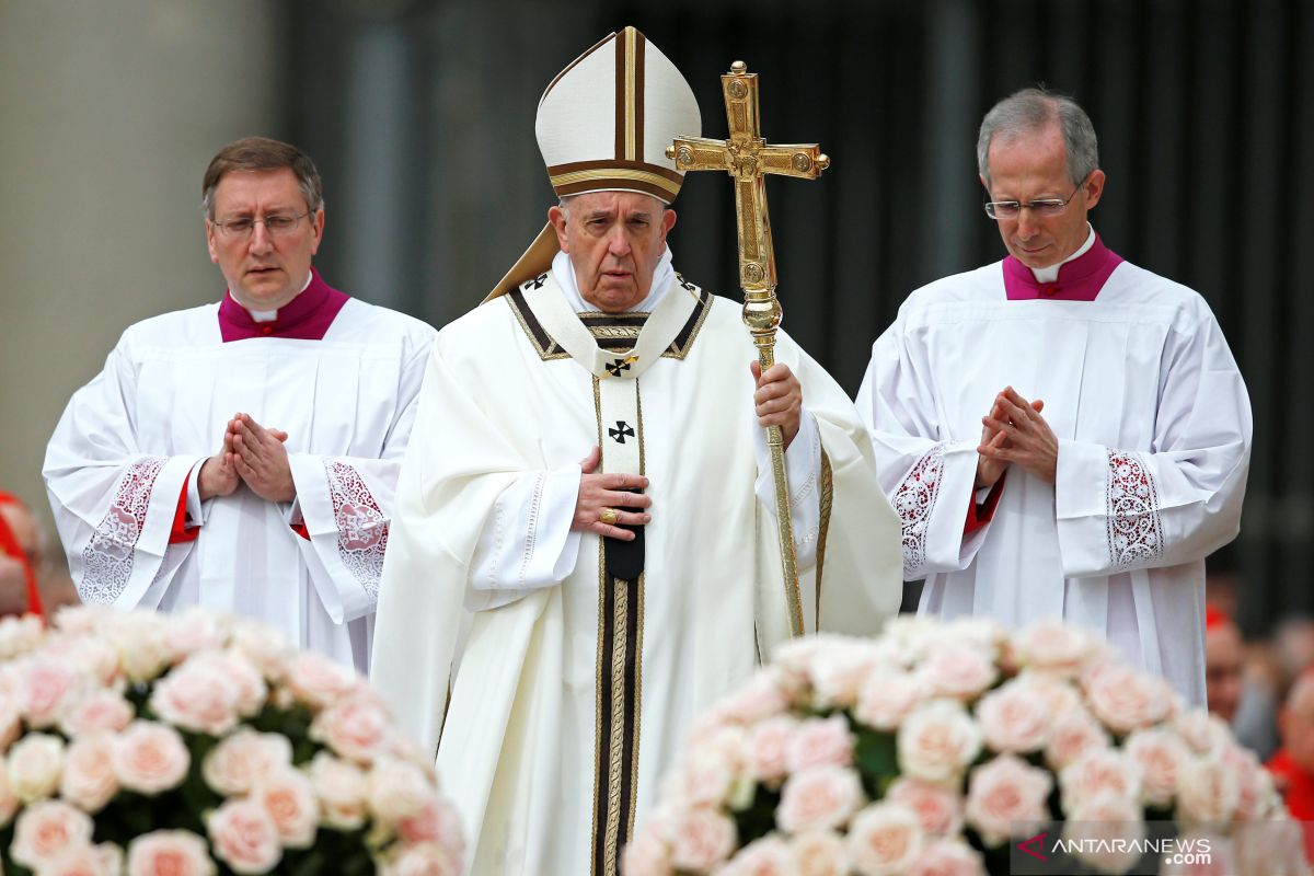 Paus Fransiskus kutuk serangan Paskah di Sri Lanka