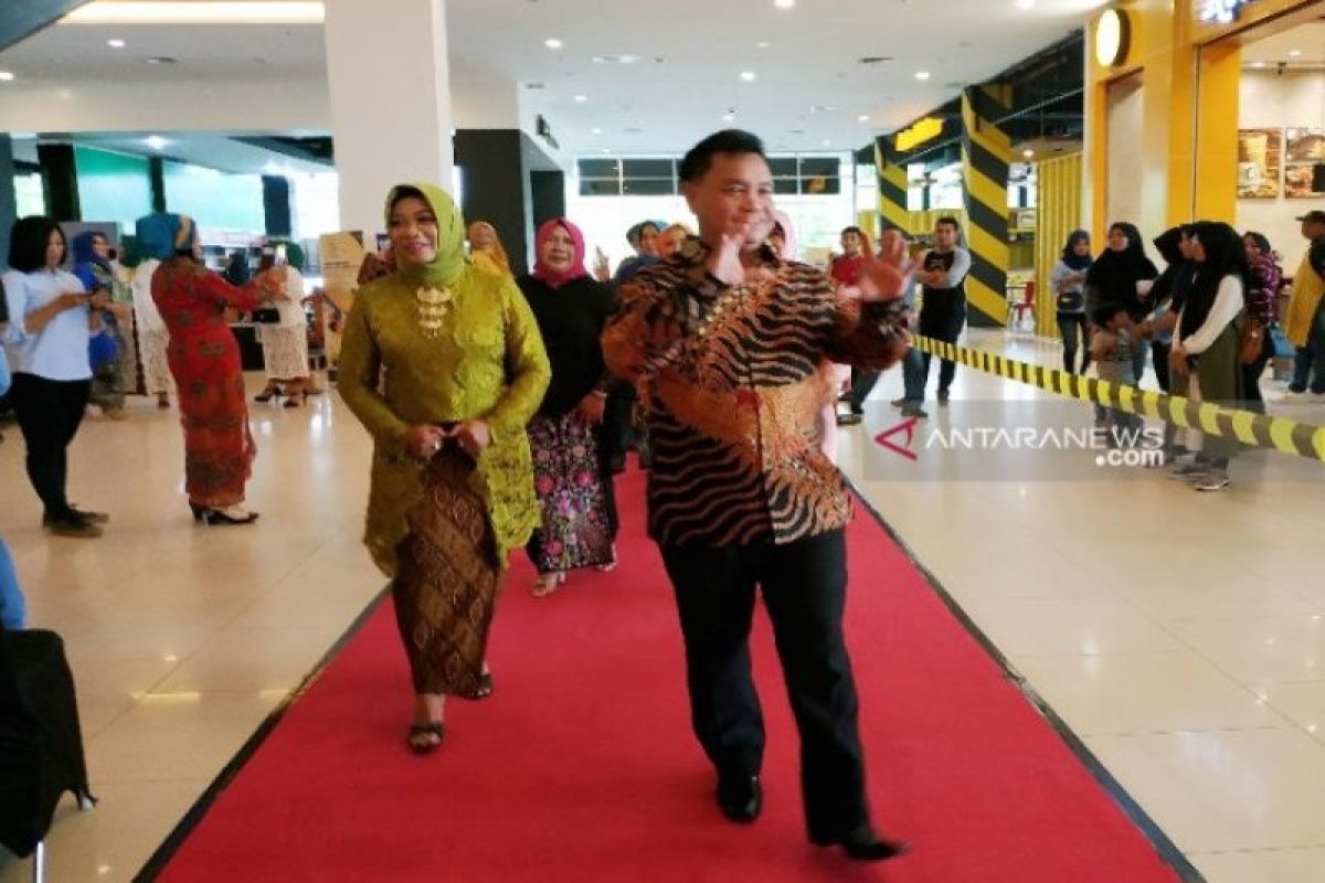 ASN perempuan Kotim wajib memakai kebaya peringati Hari Kartini.