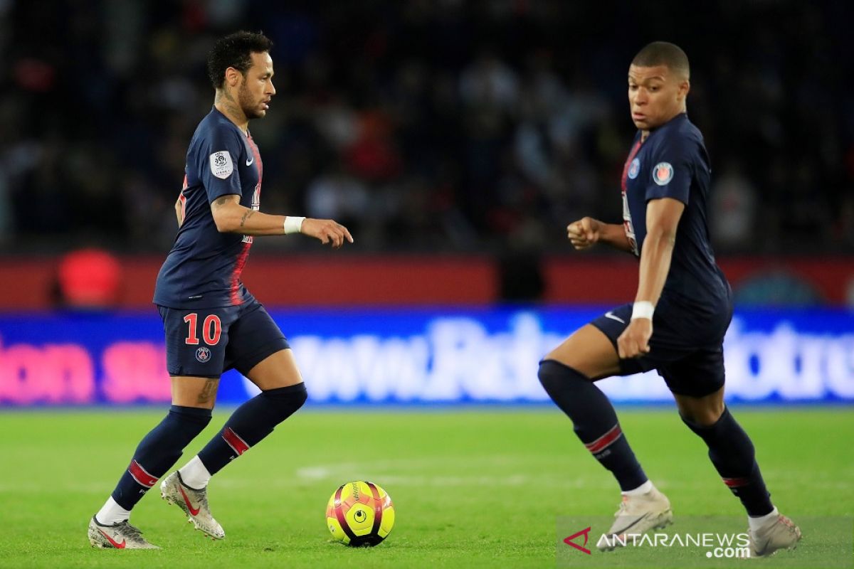 Tiga Gol Mbappel ke gawang Monaco untuk lengkapi pesta juara PSG